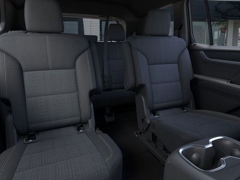 New 2025 GMC Acadia Elevation image 18