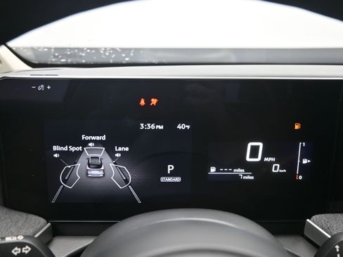 New 2026 Nissan Kicks S image 13