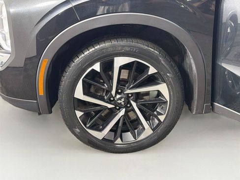 Used 2022 Mitsubishi Outlander SE AWD/4WD image 33