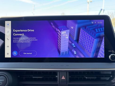 New 2026 Toyota Prius XLE image 18