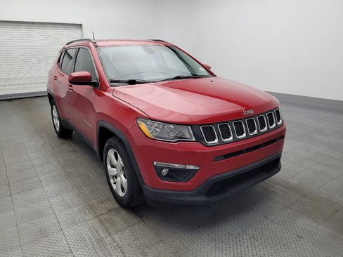 Used 2019 Jeep Compass Latitude image 13