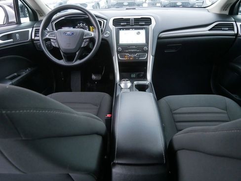 Certified 2019 Ford Fusion SE image 18