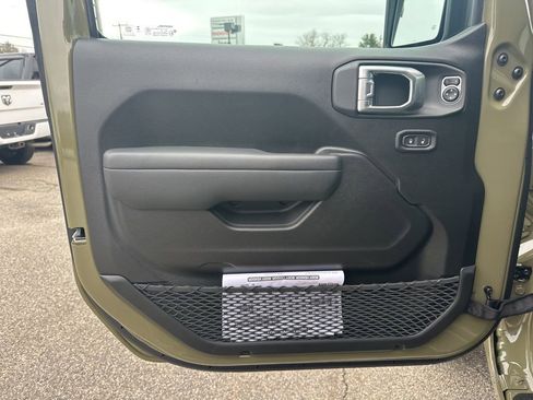 New 2026 Jeep Wrangler Unlimited Sport AWD/4WD image 11