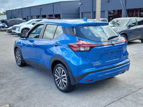 Certified 2024 Nissan Kicks SV FWD image 8