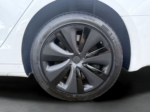 Used 2020 Tesla Model S Long Range image 84