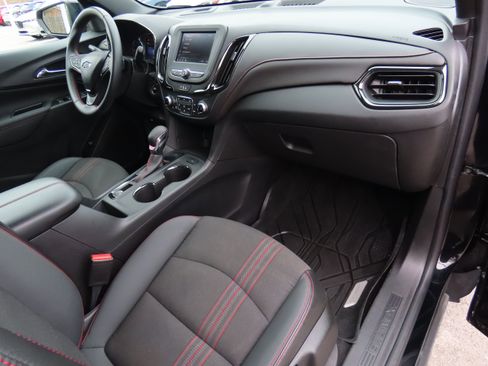 Used 2023 Chevrolet Equinox RS w/ LPO, Floor Liner Package image 10