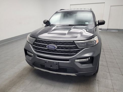 Used 2020 Ford Explorer XLT w/ Equipment Group 202A RWD image 15