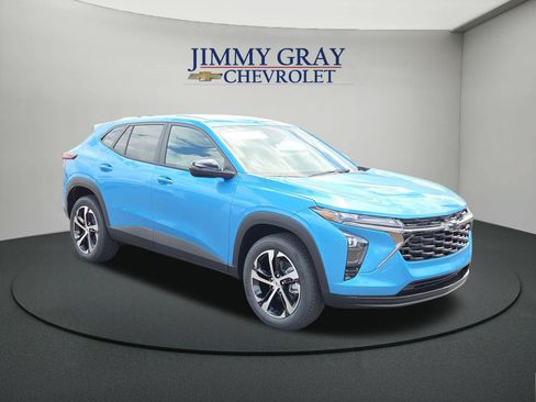New 2026 Chevrolet Trax RS w/ Driver Confidence Package FWD image 7