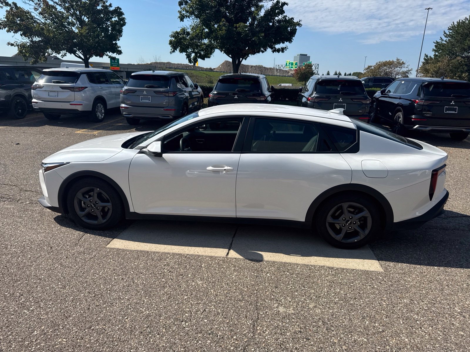 Certified 2025 Kia K4 FWD image 2