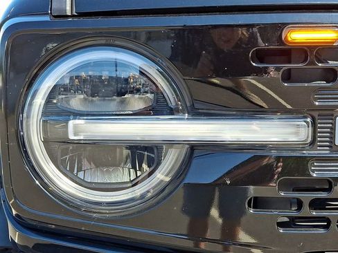 Certified 2024 Ford Bronco Wildtrak AWD/4WD image 9