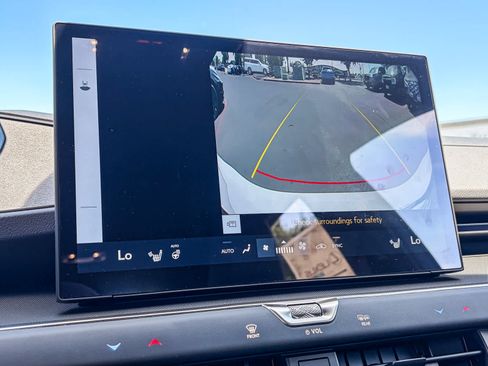 New 2026 Lexus ES 500e AWD/4WD image 24