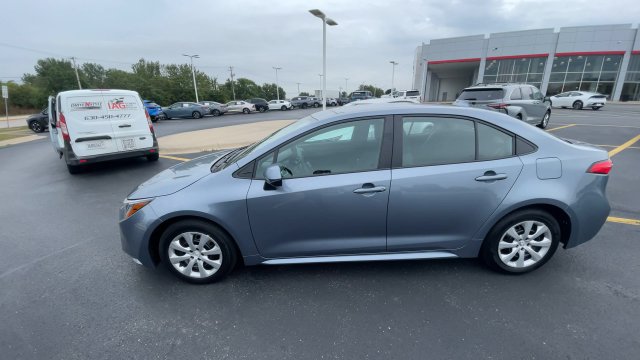 Used 2025 Toyota Corolla LE FWD image 7
