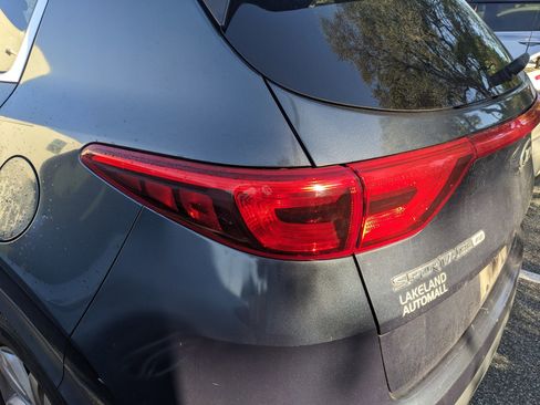 Used 2017 Kia Sportage LX image 11