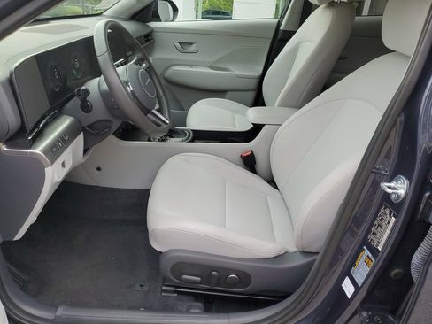 Used 2025 Hyundai Kona SEL FWD image 20