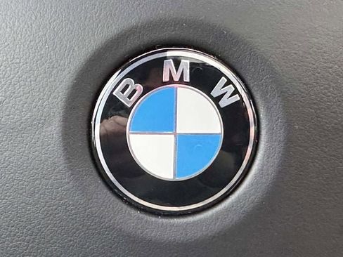 Used 2023 BMW X5 xDrive40i w/ Premium Package image 28