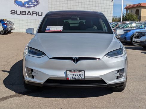 Used 2018 Tesla Model X P100D image 2
