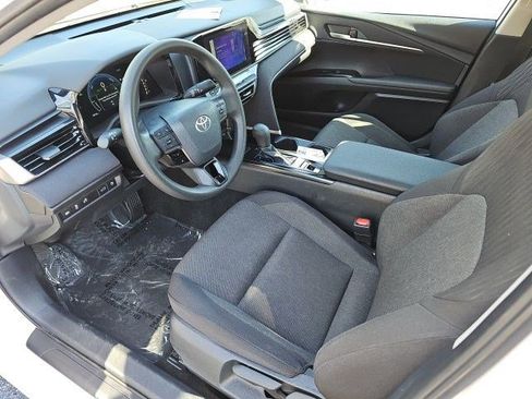 Used 2025 Toyota Camry LE image 16