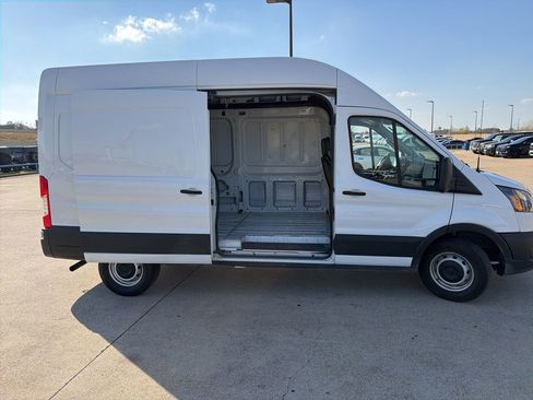Used 2023 Ford Transit 250 148 High Roof image 11