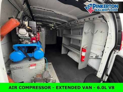 Used 2020 Chevrolet Express 3500 Extended w/ Driver Convenience Package RWD image 6