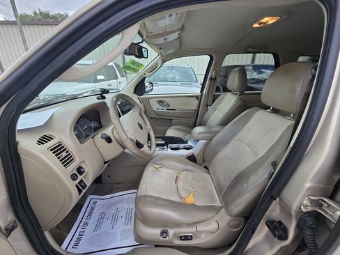 Used 2007 Mercury Mariner Luxury FWD image 11