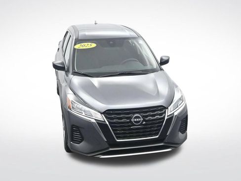 Used 2025 Nissan Kicks Play S FWD image 37