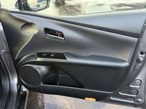 Certified 2018 Toyota Prius Two image 20