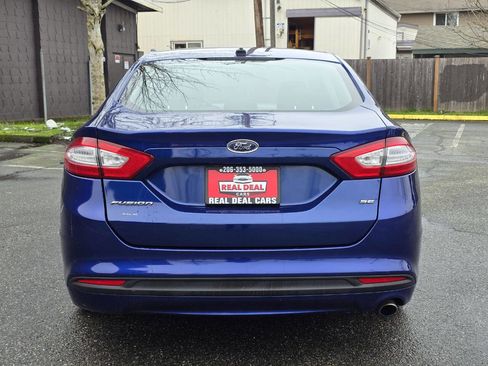 Used 2014 Ford Fusion SE image 5