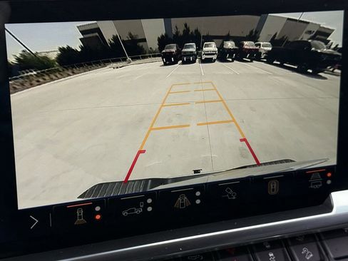 Used 2024 Chevrolet Silverado 1500 LTZ w/ LTZ Premium Texas Edition image 17