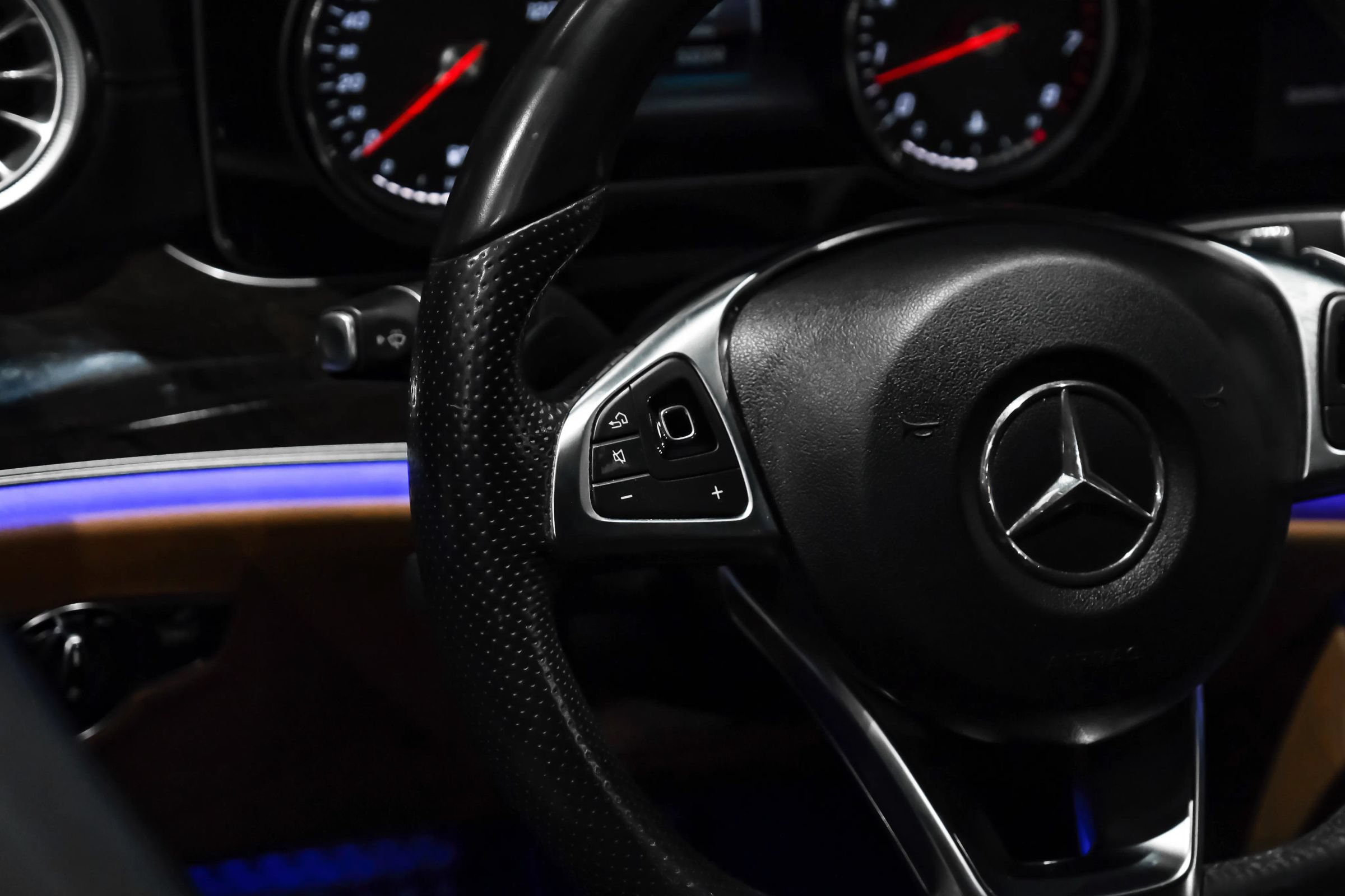 Used 2018 Mercedes-Benz E 400 Cabriolet image 27