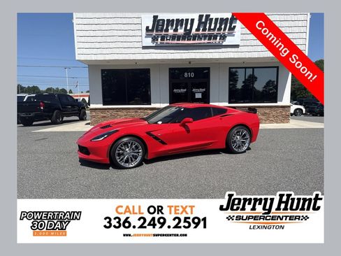 Used 2019 Chevrolet Corvette Stingray Coupe w/ 1LT RWD image 1