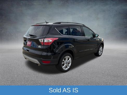 Used 2017 Ford Escape SE w/ Equipment Group 201A FWD image 5
