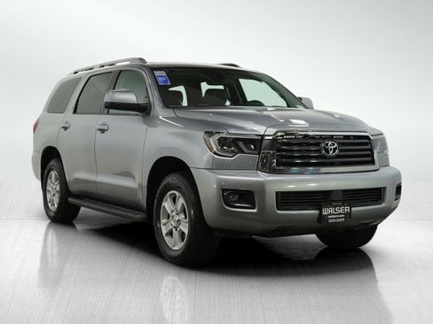 Used 2019 Toyota Sequoia SR5 image 7