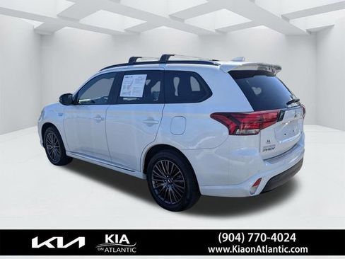 Used 2022 Mitsubishi Outlander GT image 5