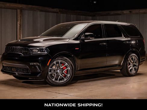 Used 2022 Dodge Durango SRT w/ Technology Group image 4