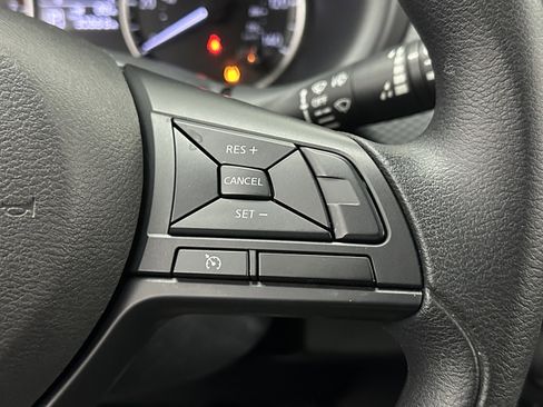 Used 2024 Nissan Kicks S image 21