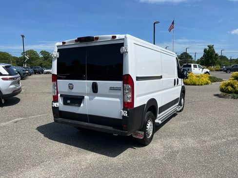 Used 2025 RAM ProMaster 2500 w/ U-Haul Equipment Group FWD image 7