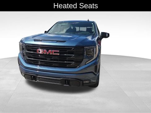 Used 2025 GMC Sierra 1500 Elevation w/ Elevation Premium Package AWD/4WD image 9