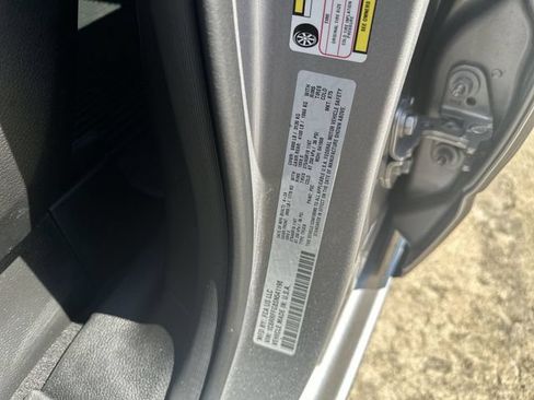 Used 2025 RAM 1500 Big Horn AWD/4WD image 36
