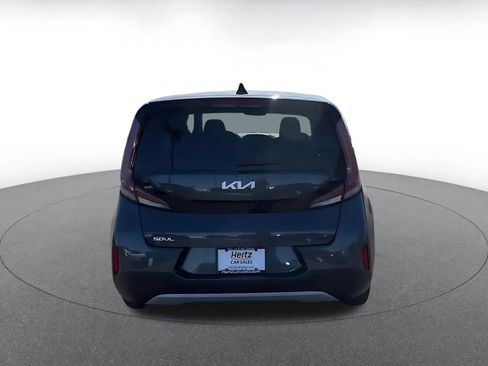 Used 2025 Kia Soul LX w/ LX Technology Package FWD image 12