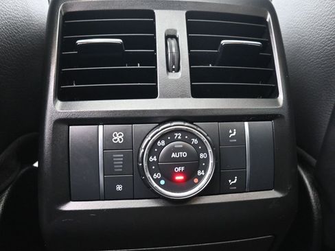 Used 2019 Mercedes-Benz GLS 550 4MATIC w/ Driver Assistance Package image 22