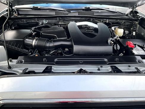 Used 2023 Toyota Tacoma SR5 image 9