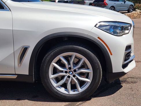 Used 2022 BMW X5 xDrive40i w/ Executive Package AWD/4WD image 29