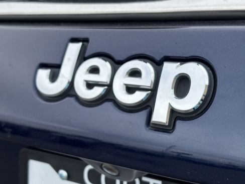 Used 2020 Jeep Compass Limited AWD/4WD image 11
