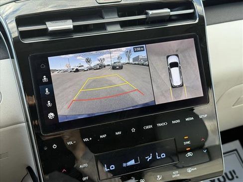 Used 2022 Hyundai Tucson Limited image 12