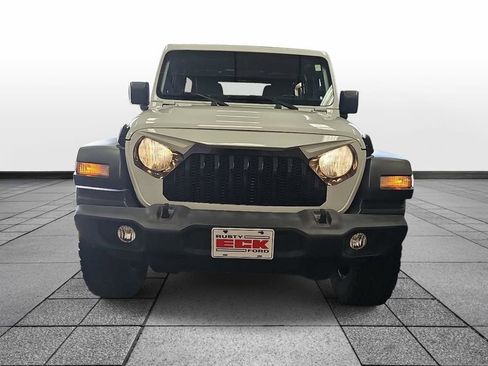 Used 2021 Jeep Wrangler Unlimited Sport image 2