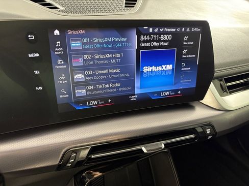 Used 2023 BMW X1 xDrive28i w/ Premium Package image 22