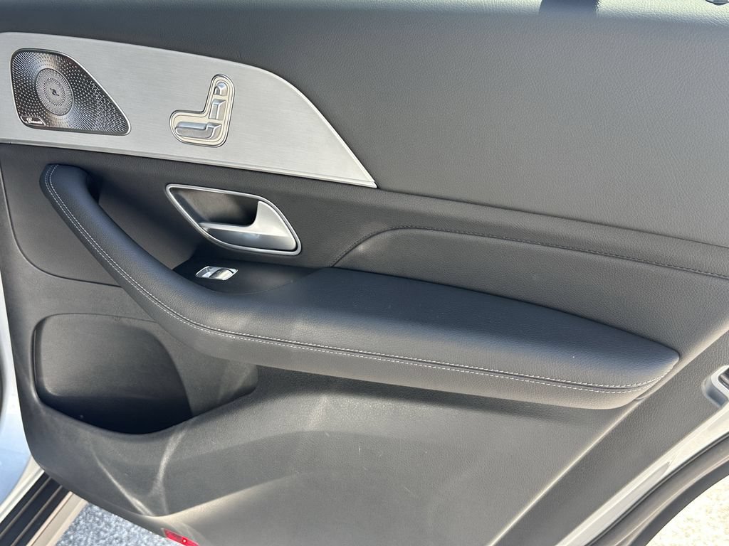 Certified 2025 Mercedes-Benz GLS 450 4MATIC image 19