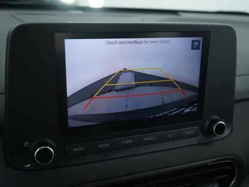 Used 2022 Hyundai Kona SE image 21