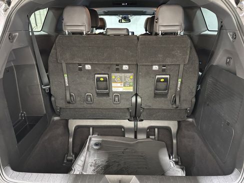 Certified 2022 Toyota Sienna XSE w/ XSE Plus Package image 16