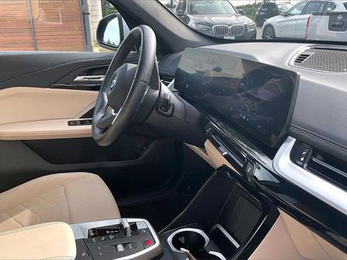 Used 2024 BMW X1 xDrive28i w/ Convenience Package image 16